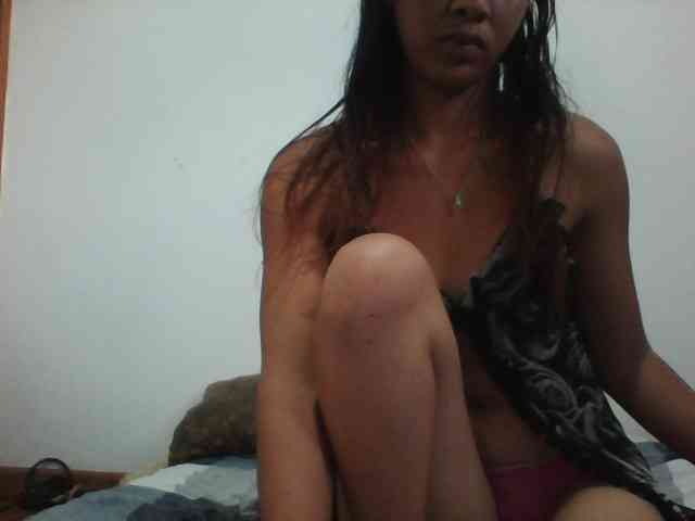 PrettyLie webcam