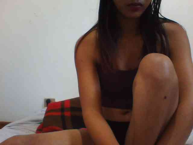 PrettyLie webcam