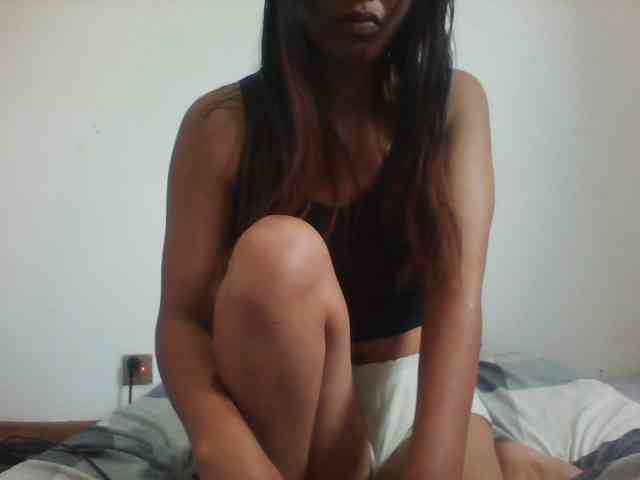 PrettyLie webcam