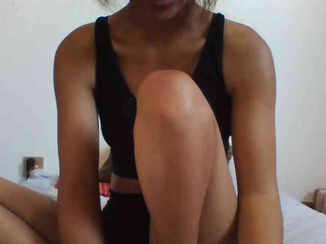 PrettyLie webcam