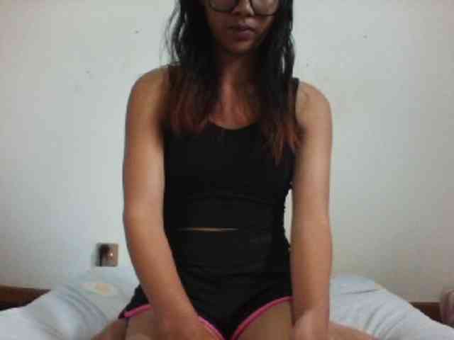 PrettyLie webcam