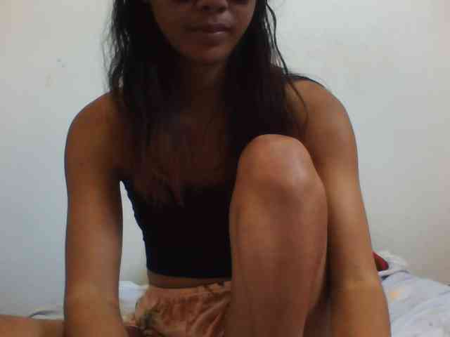 PrettyLie webcam