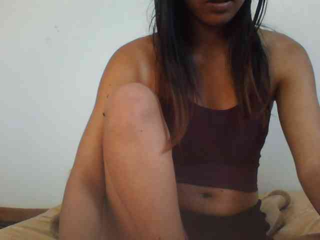 YoungLie69 webcam