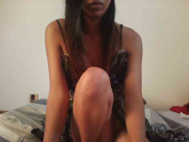 PrettyLie webcam