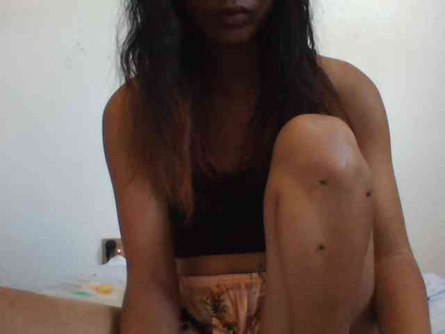 PrettyLie webcam