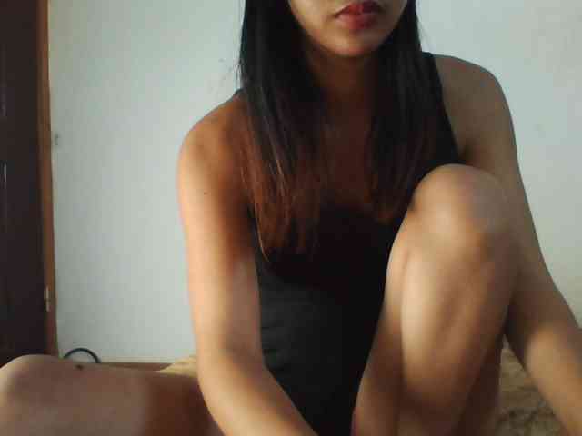 PrettyLie webcam