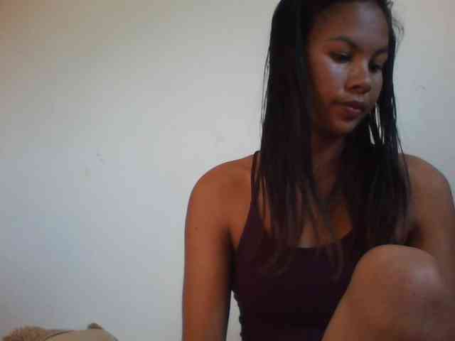 YoungLie69 webcam