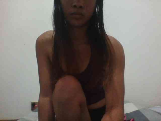 PrettyLie webcam