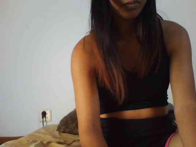 PrettyLie webcam