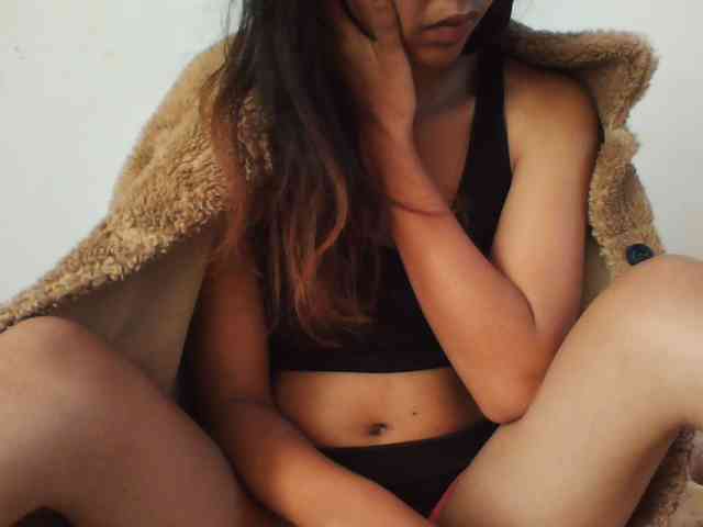 YoungLie69 webcam