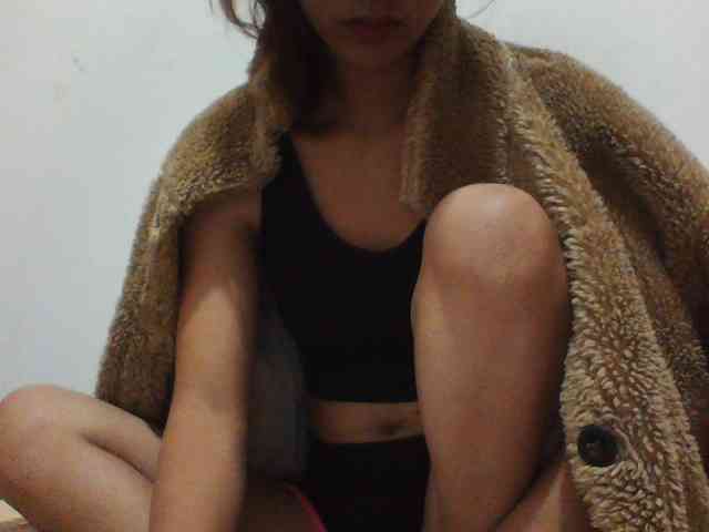 YoungLie69 webcam