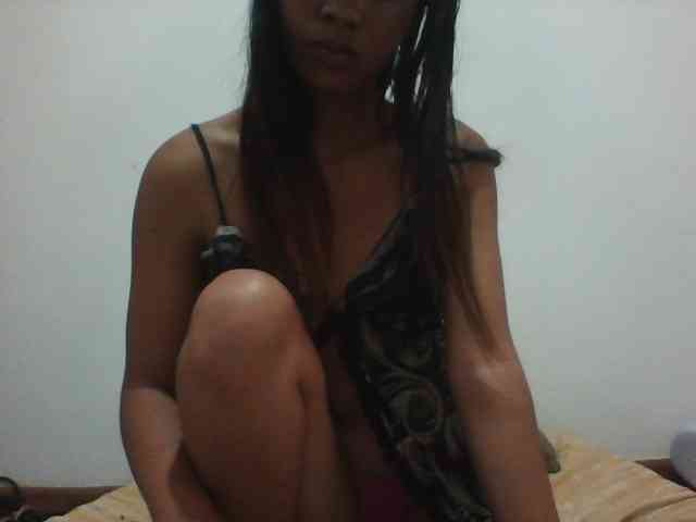 PrettyLie webcam