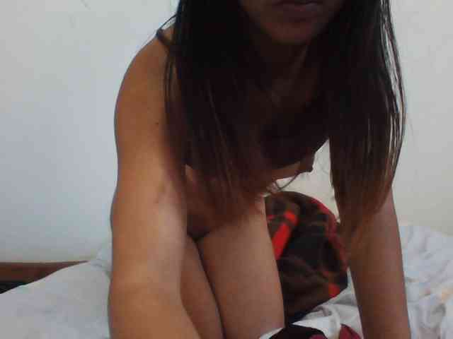 PrettyLie webcam
