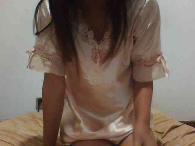 PrettyLie webcam
