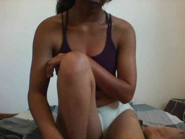 PrettyLie webcam