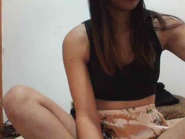 PrettyLie webcam