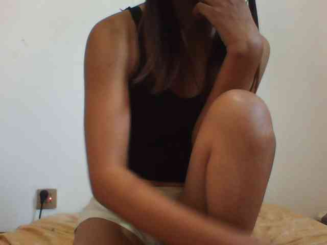 PrettyLie webcam