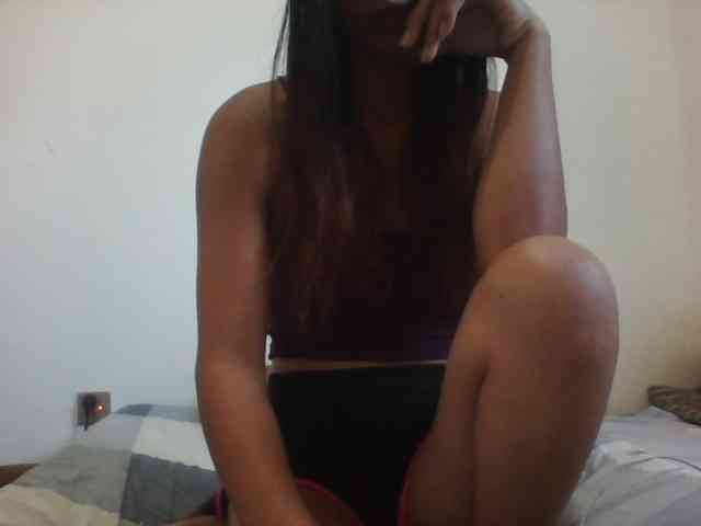 PrettyLie webcam