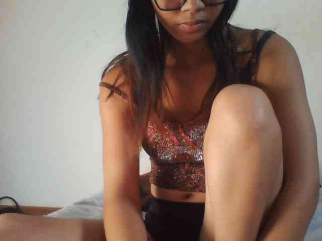 PrettyLie webcam