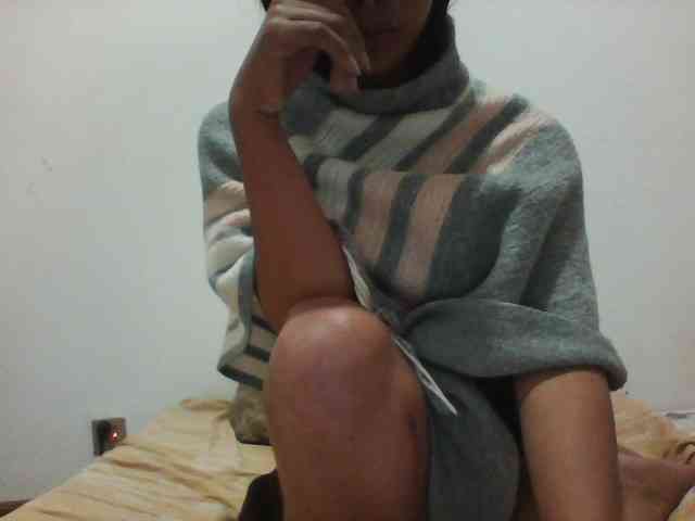 PrettyLie webcam