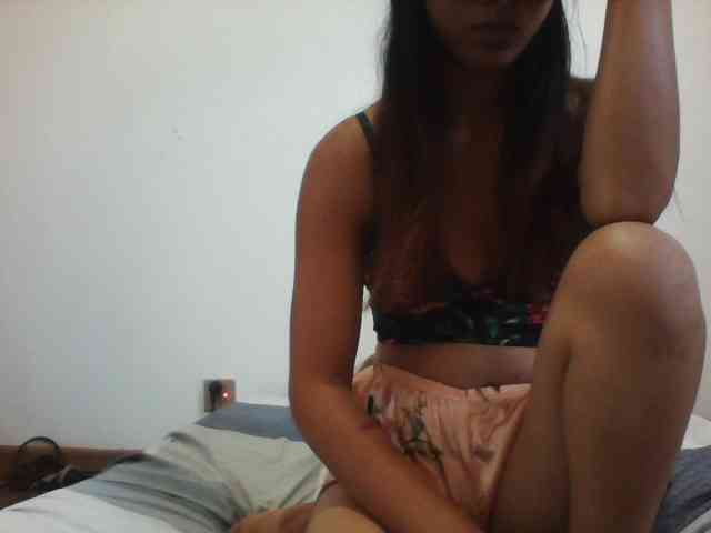 PrettyLie webcam