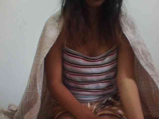 PrettyLie webcam