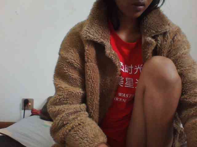 PrettyLie webcam