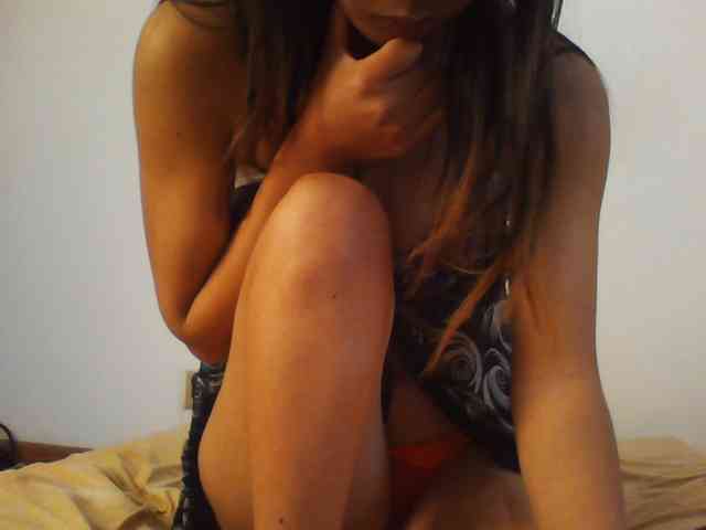 PrettyLie webcam