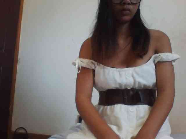PrettyLie webcam