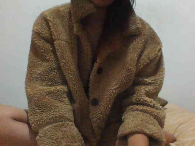 PrettyLie webcam