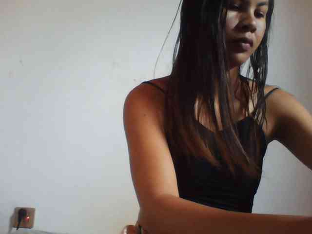 YoungLie69 webcam