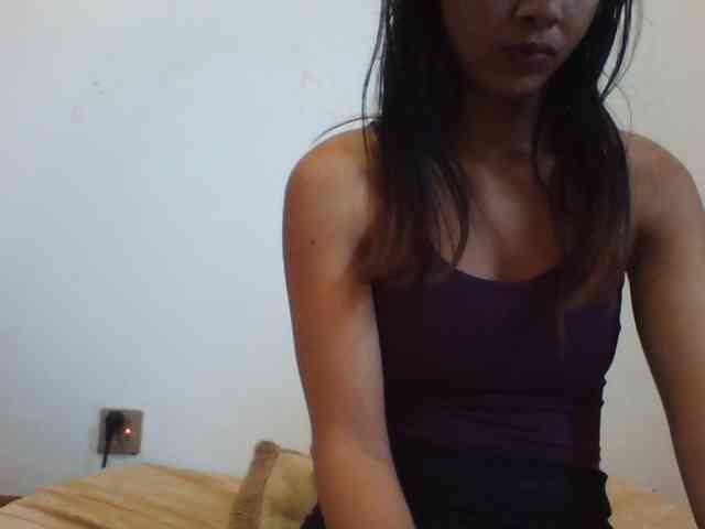 YoungLie69 webcam