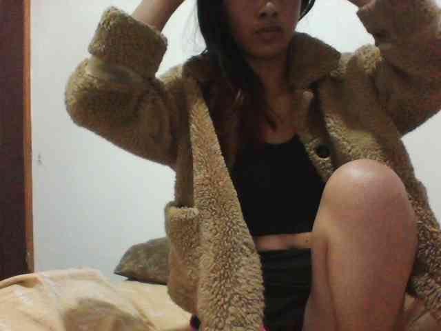PrettyLie webcam