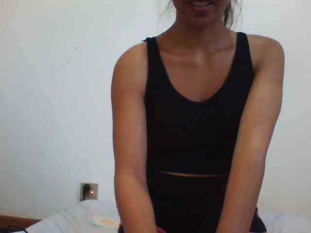 PrettyLie webcam