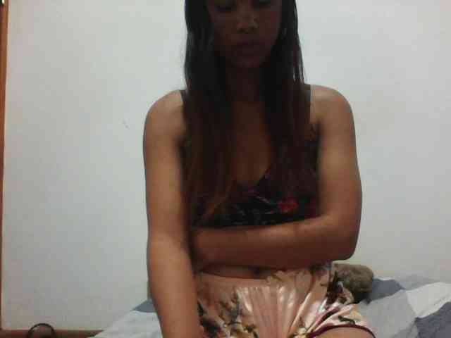 PrettyLie webcam