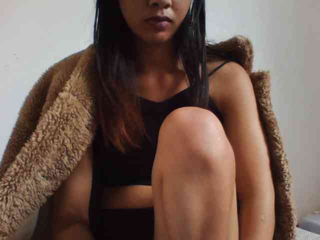 YoungLie69 webcam
