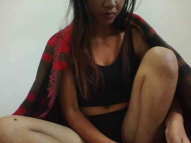 PrettyLie webcam