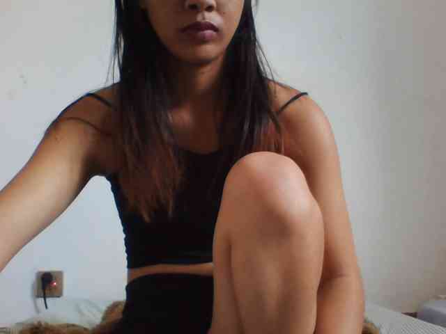 YoungLie69 webcam