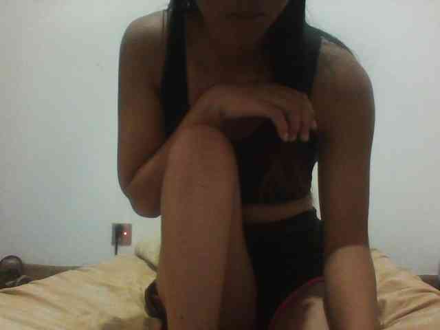 PrettyLie webcam