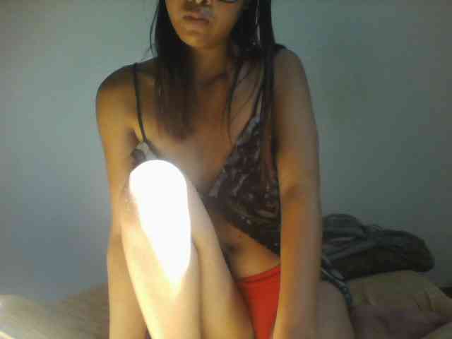 PrettyLie webcam