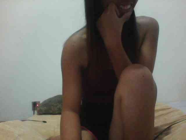 PrettyLie webcam