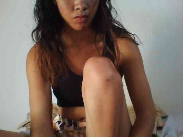 PrettyLie webcam