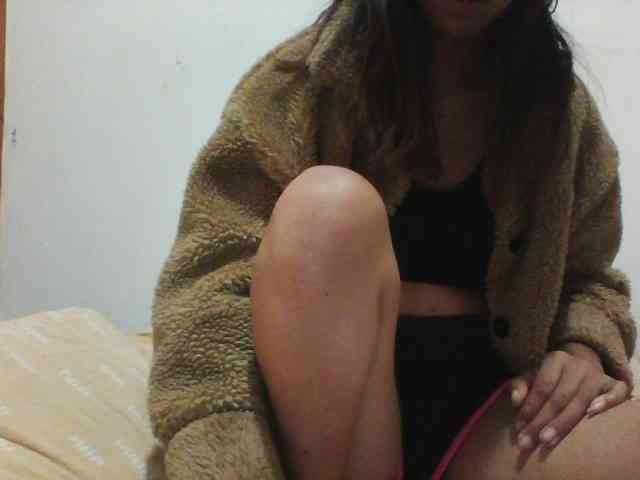 PrettyLie webcam