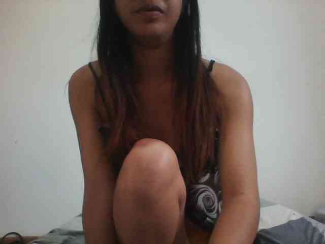 PrettyLie webcam