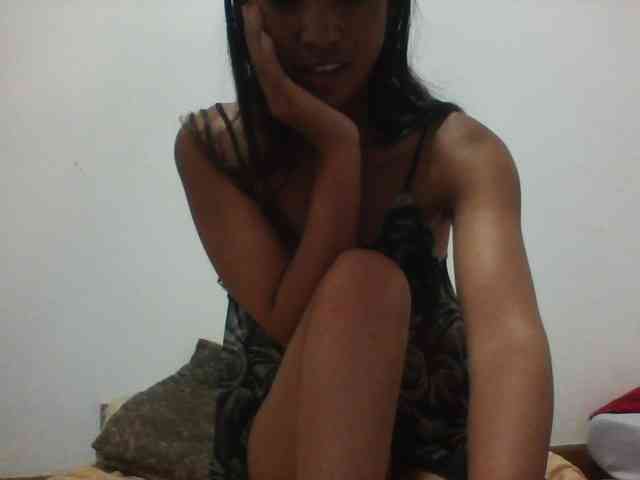PrettyLie webcam