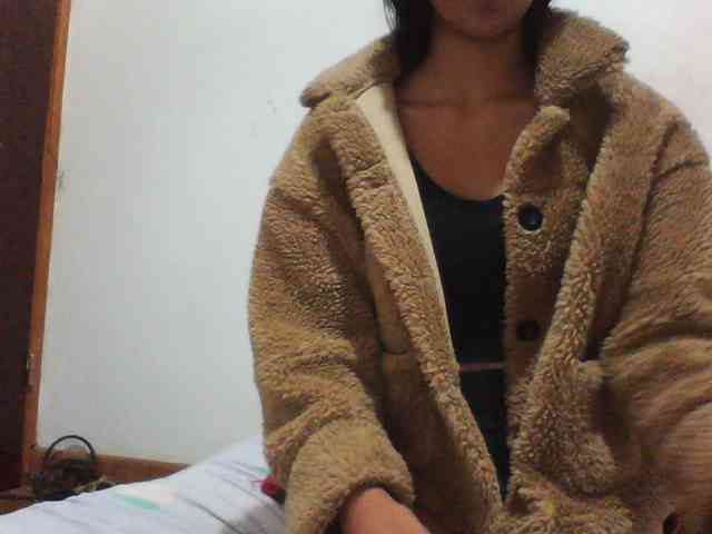 PrettyLie webcam