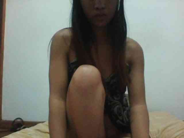 PrettyLie webcam