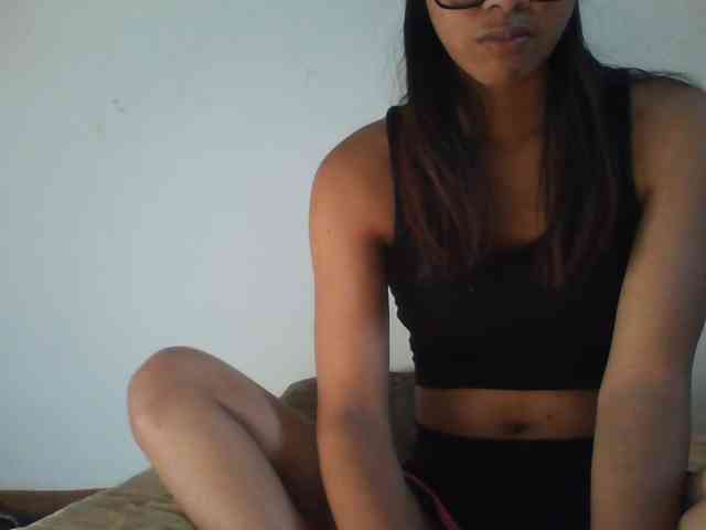 PrettyLie webcam