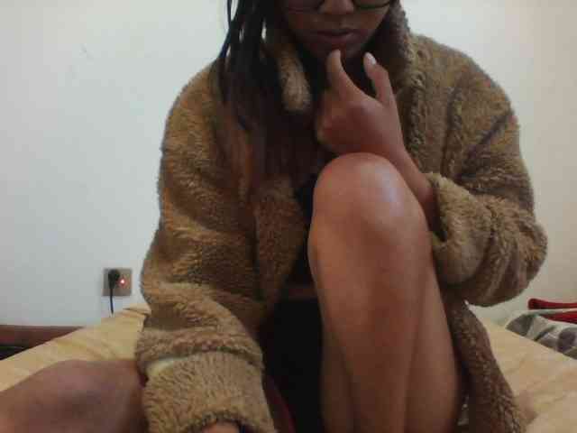 PrettyLie webcam