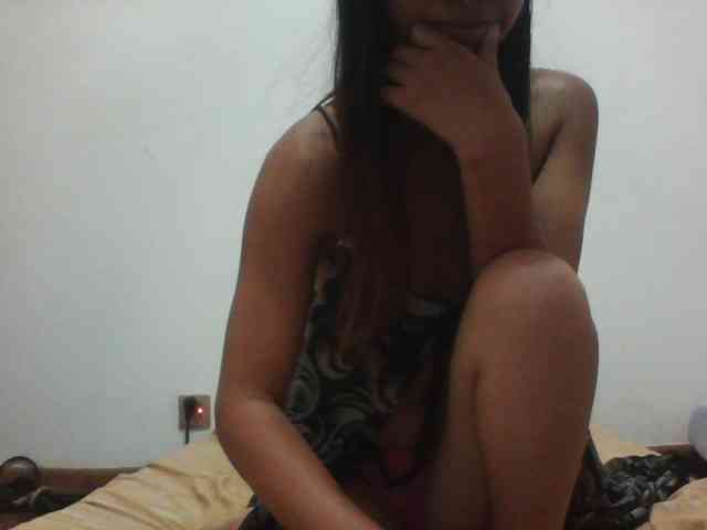 PrettyLie webcam